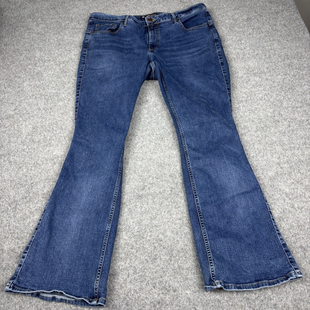 Lee Riders Jeans Women's 20M Shape Illusions Slim Boot‎ Mid Rise Stretch Denim